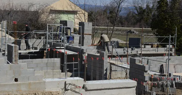 Vue d’un bâtiment en cours de construction